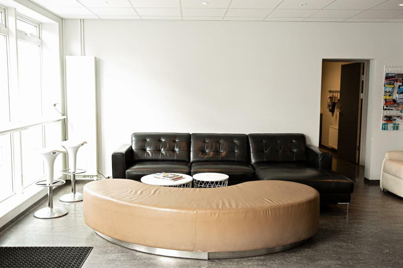 וסטמאנא'איאר Puffin Nest Capsule Hostel מראה חיצוני תמונה