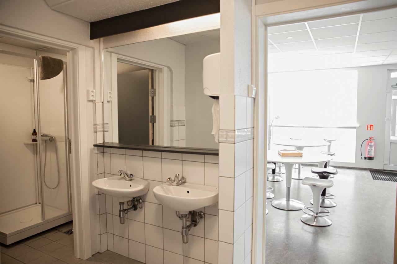 וסטמאנא'איאר Puffin Nest Capsule Hostel מראה חיצוני תמונה