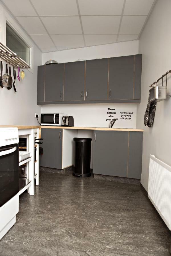 וסטמאנא'איאר Puffin Nest Capsule Hostel מראה חיצוני תמונה